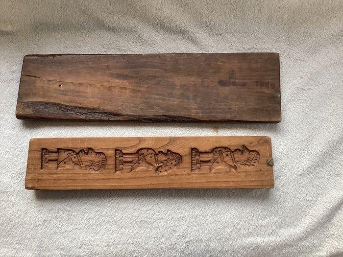 Étagère (2) - Bois - Deux planches de speculoos., Antiquités & Art, Antiquités | Autres Antiquités