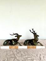Sculpture, Antilope et cerf couchés - 24 cm - Marbre, Régule