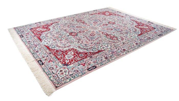 Isfahan - Vloerkleed - 365 cm - 274 cm - Oosterse tapijten, Huis en Inrichting, Stoffering | Tapijten en Vloerkleden