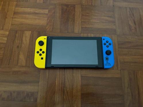 Nintendo - Switch - Fortnite Edition - Handheld gaming, Games en Spelcomputers, Spelcomputers | Overige Accessoires
