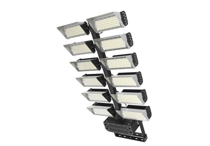 LED verlichting  voetbalveld / trainingsveld 100 x 60 meter, Zakelijke goederen, Overige Zakelijke goederen, Verzenden