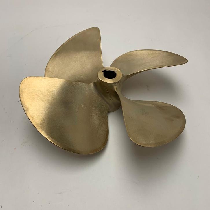 Bieden: France Helices 4-blade 12.85 x 12.2 R propeller - C, Watersport en Boten, Bootonderdelen, Ophalen of Verzenden