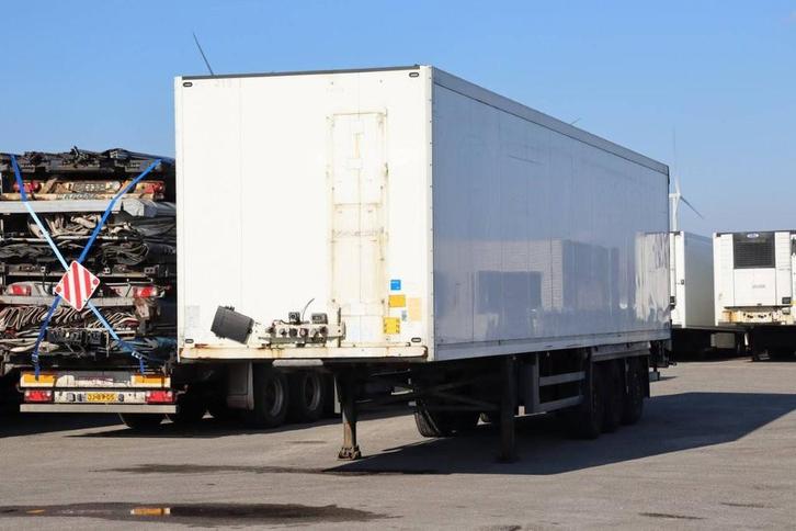 Veiling: Gesloten Oplegger Schmitz Cargobull SKO 24 2014, Auto's, Vrachtwagens, Ophalen