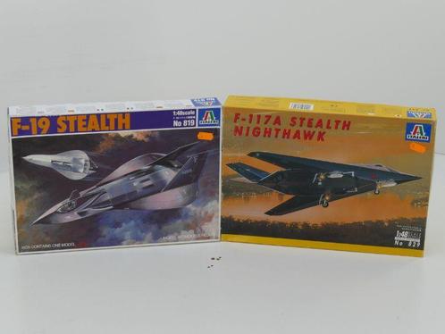 Schaal 1:48 Italeri 819 829 2 stealth bombers #159, Hobby & Loisirs créatifs, Modélisme | Avions & Hélicoptères, Enlèvement ou Envoi