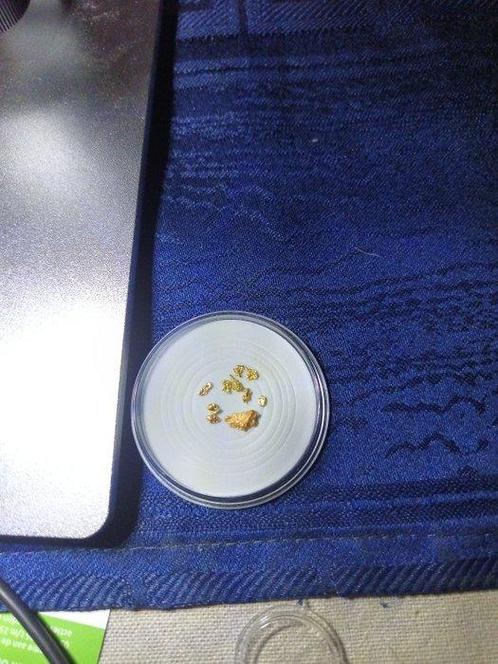 Goud Goud nuggets- 0.5 g, Verzamelen, Mineralen en Fossielen