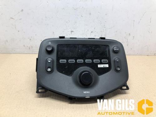 Radio Peugeot 108 O273971, Auto-onderdelen, Elektronica en Kabels
