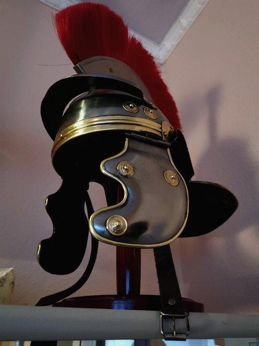 Replica van een oude Romein staal Centuriohelm Romeinse, Antiek en Kunst, Antiek | Overige Antiek