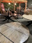 Boomstam eiken tafel - Visgraat tafel - salon tafel eettafel