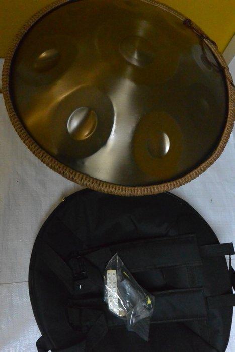 Handpan - 9tonig Kurdish gestemd in D - Aantal items: 1 -, Musique & Instruments, Instruments à vent | Flûtes à bec