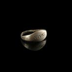 Oud-Romeins Zilver Ring met VIVAS-inscriptie