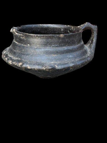 Etruscan Terracotta Villanovaanse impasto kantharos. Spaanse, Verzamelen, Mineralen en Fossielen