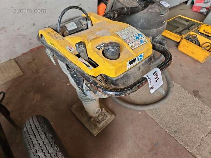 Benzine 2-lagen stamper Wacker Neuson BS50-2, Doe-het-zelf en Bouw, Gereedschap | Overige machines, Ophalen