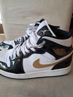 Nike - Air Jordan 1 Mid - Sneakers - Maat: EU 40.5, Nieuw