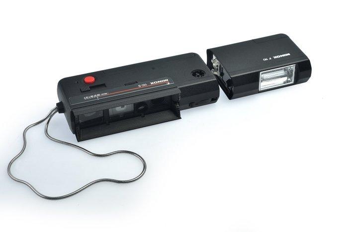 Minox F 110 / 110 S met 2 etuis | Analoge camera, TV, Hi-fi & Vidéo, Appareils photo analogiques