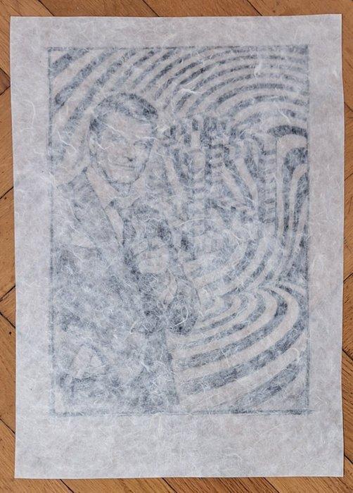 Roger Moore Between Aim and Illusion- Tribute series -, Verzamelen, Film en Tv