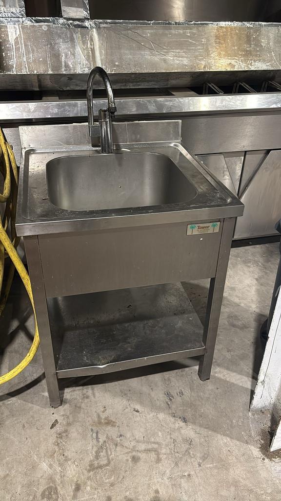 RVS Wastafel - 70x70x85 lxbxh, Zakelijke goederen, Horeca | Keukenapparatuur, Ophalen of Verzenden