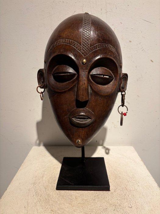 Masque de danse - Chokwe - Congo, Antiquités & Art, Art | Art non-occidental