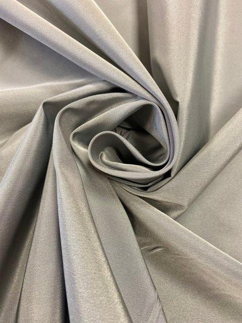 Prestigieuze doppadè van grijze zijdenmix met dubbele hoogte, Antiek en Kunst, Antiek | Tapijten, Tafelkleden en Textiel