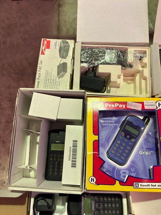 Bosch Grote retro GSM collectie (17 stuks) – Nokia,, Games en Spelcomputers, Spelcomputers | Overige Accessoires