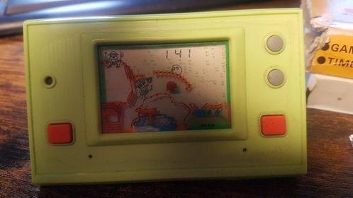 Masudaya - Play & Time - Grassland - Handheld gaming console, Games en Spelcomputers, Spelcomputers | Overige Accessoires