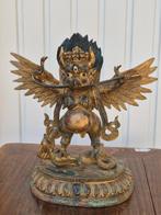 Oud bronzen en polychroom standbeeld van Garuda – Tibet of