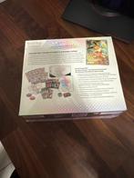 Pokémon - 1 Sealed box - Prismatische Entwicklungen, Hobby en Vrije tijd, Verzamelkaartspellen | Pokémon, Nieuw