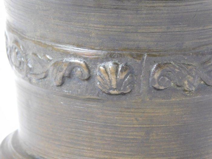 Vijzel - Brons - Engeland, Antiek en Kunst, Antiek | Overige Antiek