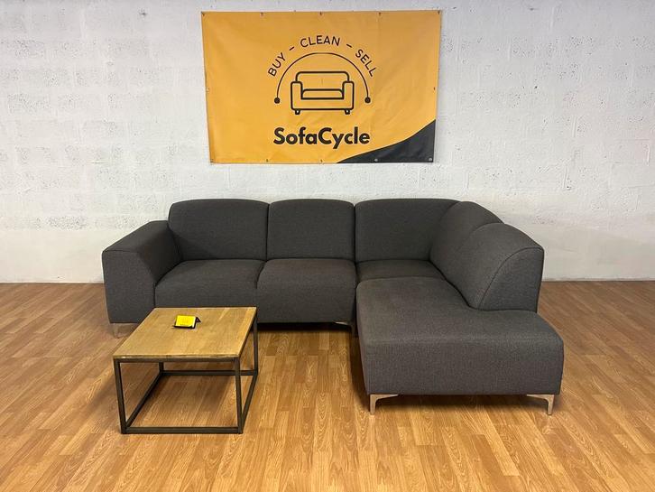 SofaCycle - XOOON zetel – Grijze hoekzetel met vaste kussens, Maison & Meubles, Canapés | Repose-pieds & Poufs, Enlèvement ou Envoi
