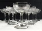 Antieke art deco Champagnecoupes met prachtige geëtste