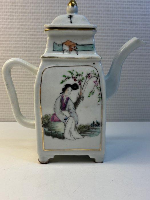 Theepot - Porselein - Mooie theepot uit China, Antiek en Kunst, Antiek | Overige Antiek