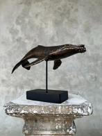 Beeld, No Reserve - Bronze Patinated Whale Soaring on its, Antiquités & Art
