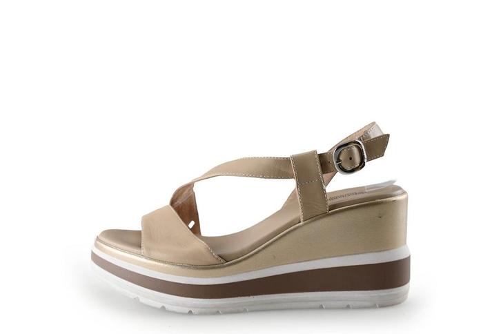 Nero Giardini sandalen in maat 37 Beige | 5% korting, Kleding | Dames, Schoenen, Beige, Zo goed als nieuw, Sandalen of Muiltjes
