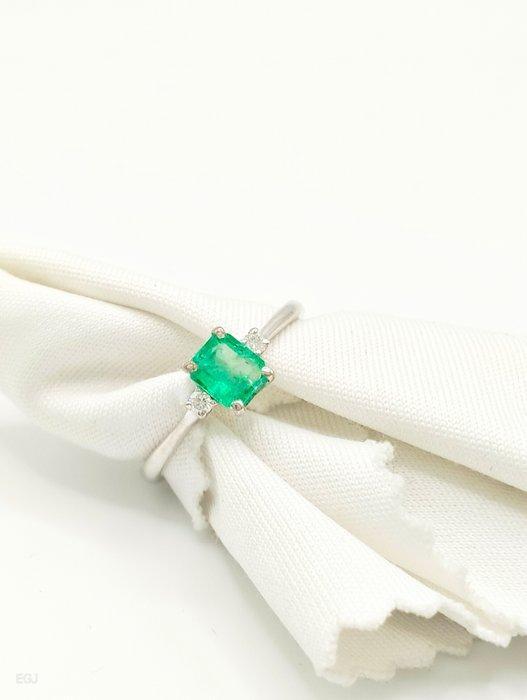 Zonder Minimumprijs - Ring - 14 karaat Witgoud Smaragd -, Handtassen en Accessoires, Ringen