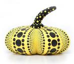 Yayoi Kusama (after) - Dots Obsession (Pumpkin Yellow), Antiek en Kunst