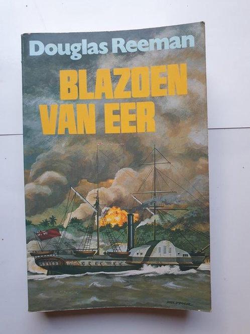 Blazoen van eer 9789010047144 Douglas Reeman, Boeken, Romans, Gelezen, Verzenden