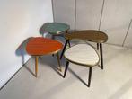 Table dappoint - ABS, Bois - Quatre tables d’appoint, Antiquités & Art