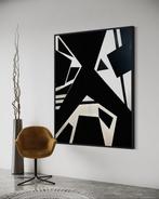 Manuela Ganter-Decker - Better in black NO.8