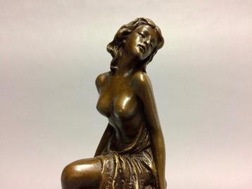 sculptuur, Vrouw in uitdagende pose - 29 cm - Brons beschikbaar voor biedingen