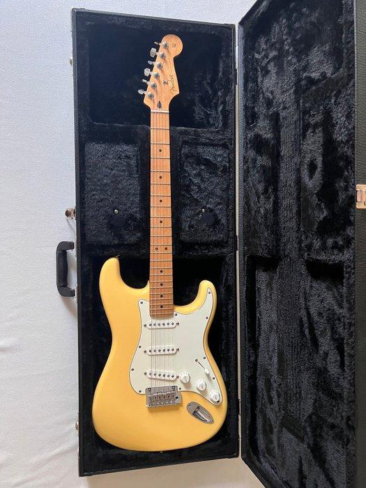 Fender - Stratocaster - - Elektrische gitaar - 2019, Muziek en Instrumenten, Snaarinstrumenten | Gitaren | Akoestisch