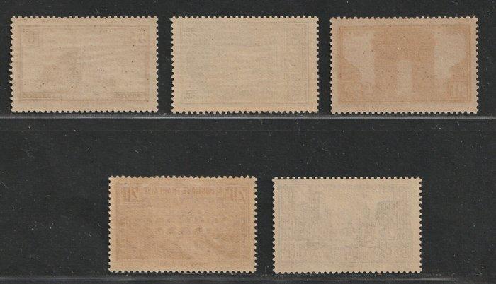 Frankrijk 1929/1931 - Monuments et Sites - Yvert 258/262, Timbres & Monnaies, Timbres | Europe | France