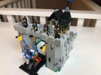 Lego - castle - 6074 - Château Black Falcon's Fortress -