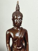 Beeld, XXL Bronzen Theravada Boeddha beeld - met offerandes, Antiek en Kunst
