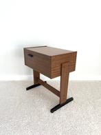 Boîte à couture - Bois, Matériau