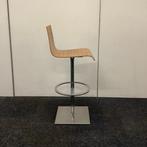 barkruk zithoogte 75 cm, bruin (zebrano) MDF zitting, chroom, Huis en Inrichting, Barkrukken, Gebruikt