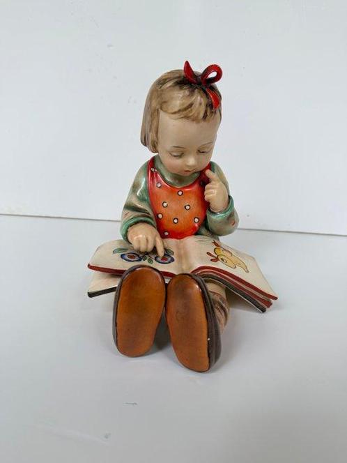 Goebel - Beeldje - Hummel “Bookworm” Figurine - TMK1 -, Antiek en Kunst, Curiosa en Brocante