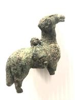 Romain antique, Empire bélier en bronze magnifique chargé de, Antiek en Kunst