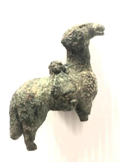 Romain antique, Empire bélier en bronze magnifique chargé de, Antiek en Kunst, Antiek | Overige Antiek