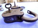 Hangslot (4) Antiek - 4 oude sloten