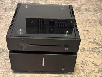 Quad - ARTERA Stereo Amp + ARTERA Play - Bijna Nieuwstaat -