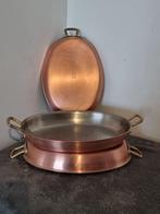 Een Hoorn - Belles casseroles ovales en cuivre rouge -